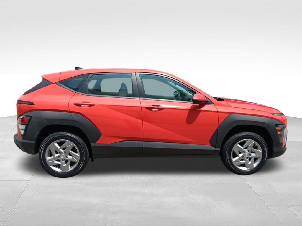 2025 Hyundai Kona SE