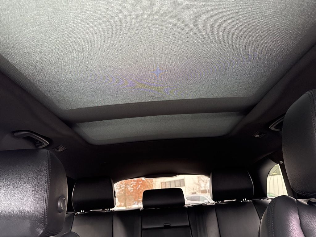 2025 Land Rover Range Rover Velar Dynamic SE