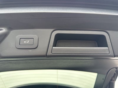 2025 Land Rover Range Rover Velar Dynamic SE