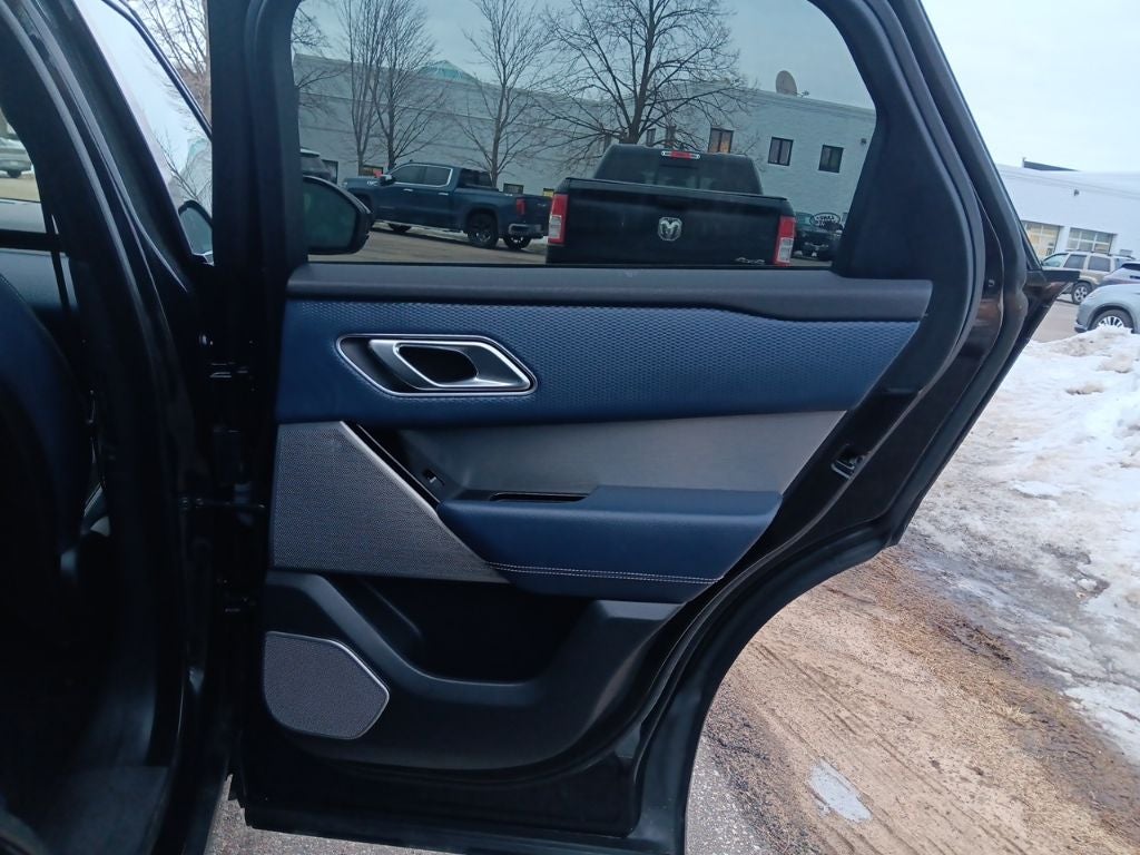 2018 Land Rover Range Rover Velar SE R-Dynamic