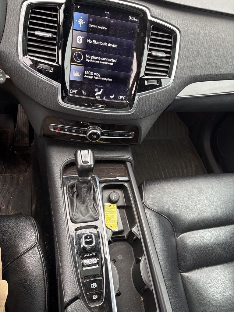 2016 Volvo XC90 T6 Momentum
