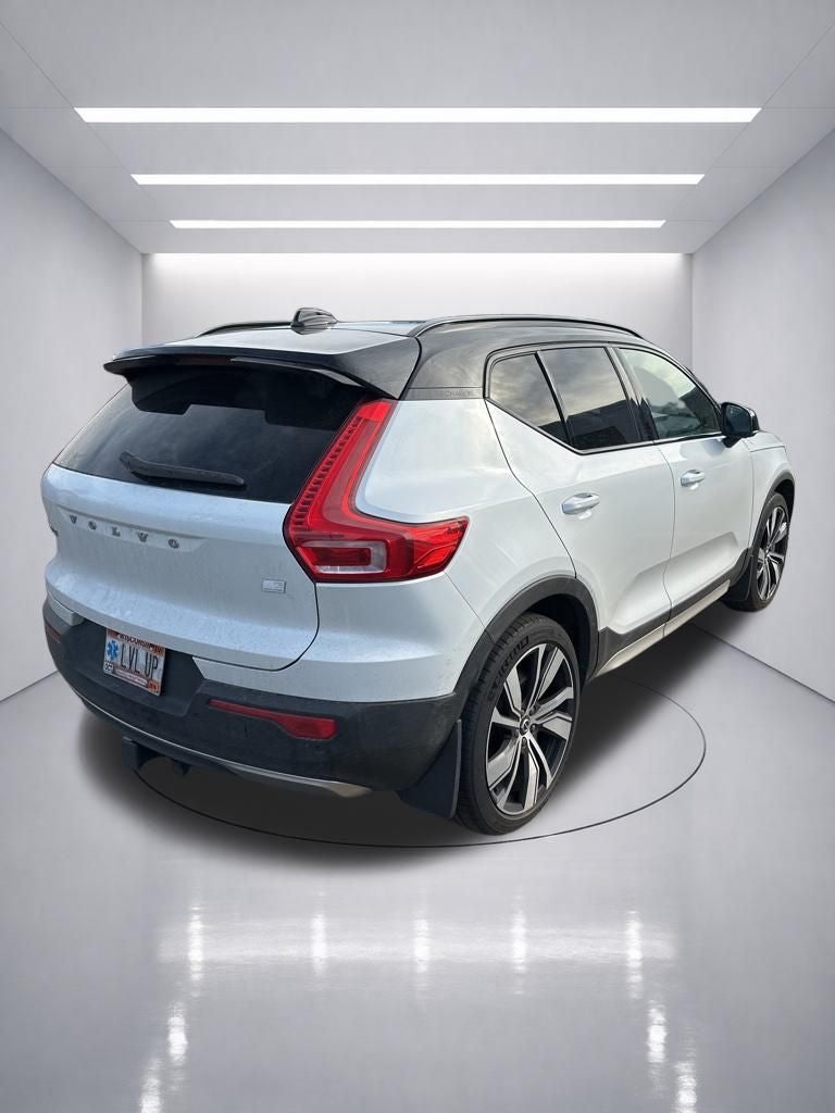 2021 Volvo XC40 Recharge Pure Electric P8