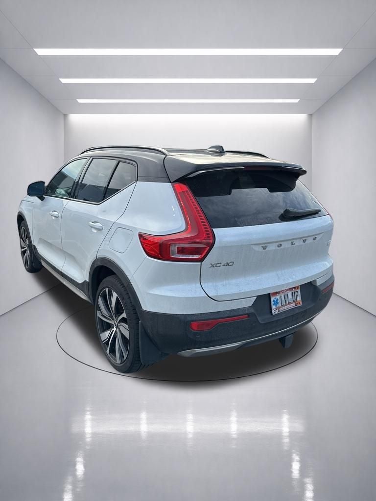 2021 Volvo XC40 Recharge Pure Electric P8