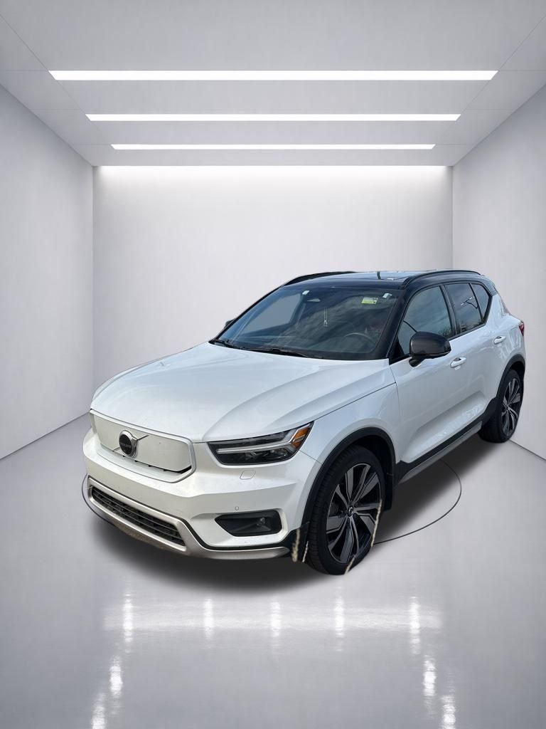 2021 Volvo XC40 Recharge Pure Electric P8