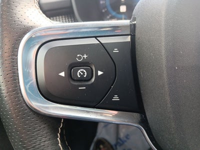 2021 Volvo XC40 Recharge Pure Electric P8