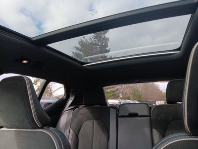 2021 Volvo XC40 Recharge Pure Electric P8