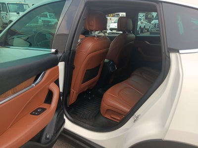 2017 Maserati Levante Base